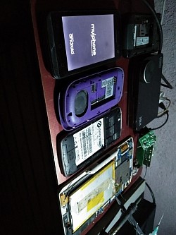 Mobile Phones & Tablet Troubleshooting (IEEE Components Collection)